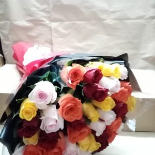 Mixed colour bouquet